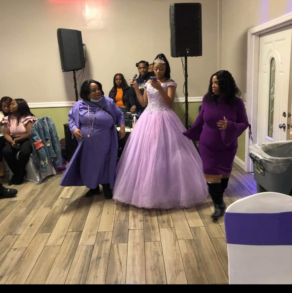 Ball dress